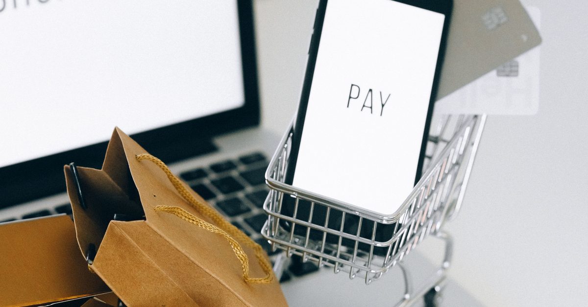 E-commerce replatforming: how to test a platform migration without surprises